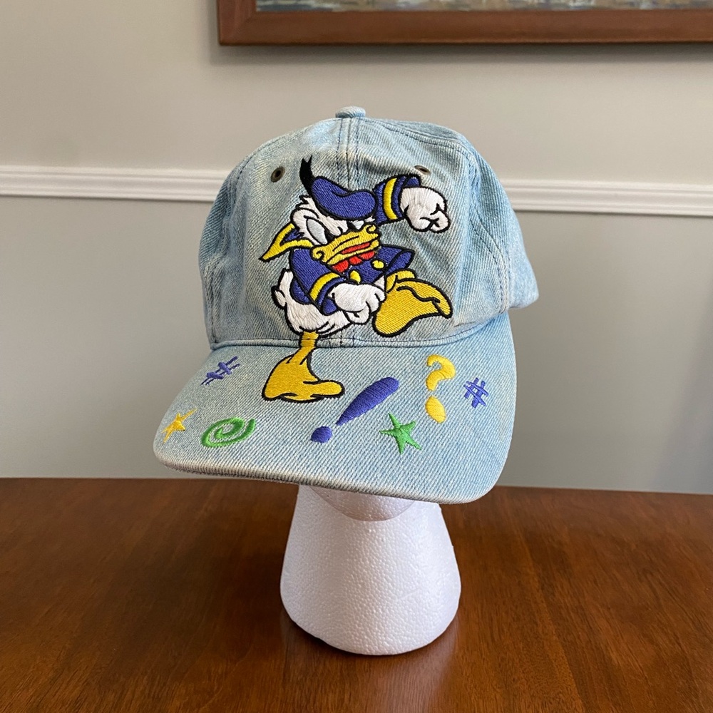 Vtg Angry Donald Duck Embroidered Goofy Hat Co. Faded‎ 90s Denim Hat Cap